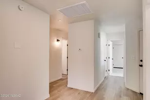 5665 S Catalina Ave, Tucson, AZ 85706 - Photo 8