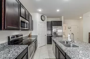 9106 W Old Agave Trail, Marana, AZ 85653 - Photo 6