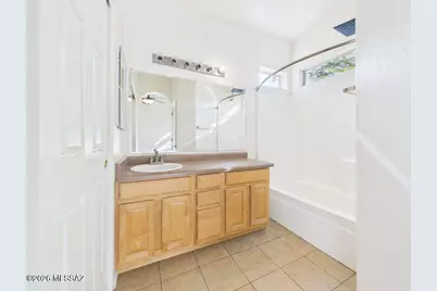 8844 E Marci Lynne Way, Tucson, AZ 85747 - Photo 14