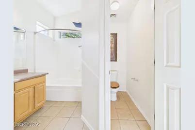 8844 E Marci Lynne Way, Tucson, AZ 85747 - Photo 14