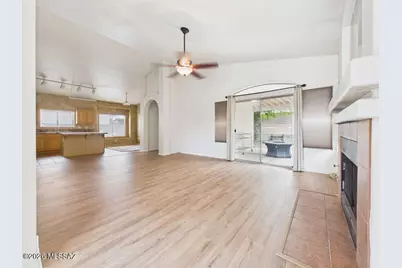 8844 E Marci Lynne Way, Tucson, AZ 85747 - Photo 6
