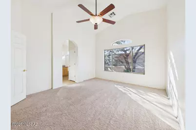 8844 E Marci Lynne Way, Tucson, AZ 85747 - Photo 12