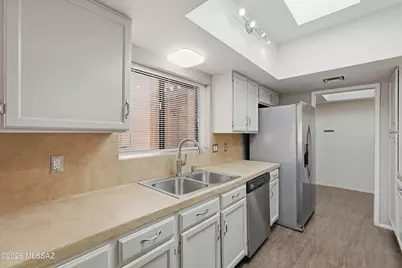 3910 S Placita De La Moneda, Green Valley, AZ 85622 - Photo 4