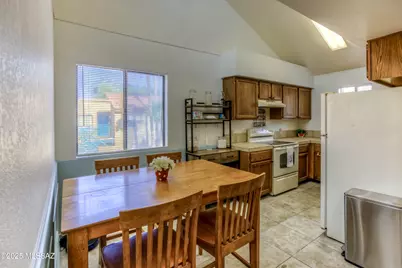 3690 N Country Club Road # 1010, Tucson, AZ 85716 - Photo 4