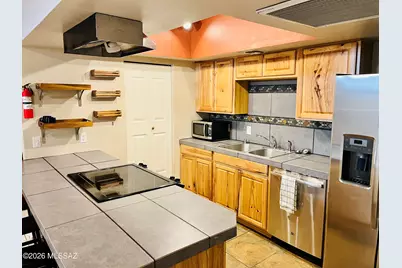 1200 E River Road # F63, Tucson, AZ 85718 - Photo 2
