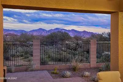 12228 N Golden Mirror Drive, Marana, AZ 85658 - Photo 1