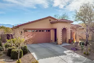 12228 N Golden Mirror Dr, Marana, AZ 85658 - Photo 2