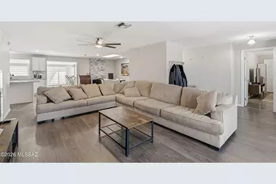 9148 E Bellevue Street, Tucson, AZ 85715 - Photo 12