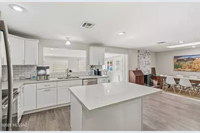 9148 E Bellevue Street, Tucson, AZ 85715 - Photo 22