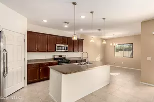 8924 E Abrams Loop, Tucson, AZ 85710 - Photo 12