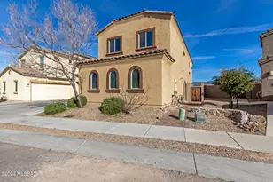 8924 E Abrams Loop, Tucson, AZ 85710 - Photo 2