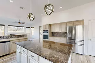 2470 N Castle Rock Dr, Tucson, AZ 85749 - Photo 4