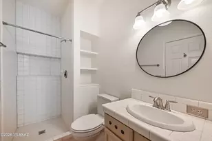 1201 E Camino Diestro, Oro Valley, AZ 85704 - Photo 20