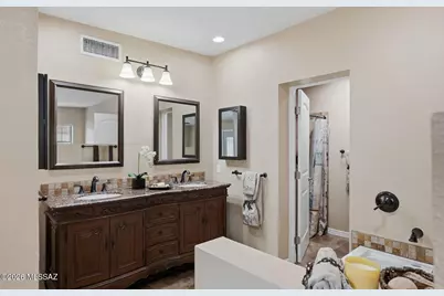 9700 E Nicaragua Place, Tucson, AZ 85730 - Photo 20