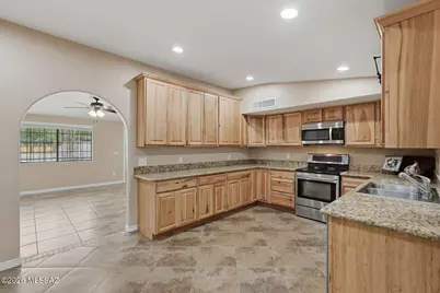9700 E Nicaragua Place, Tucson, AZ 85730 - Photo 6