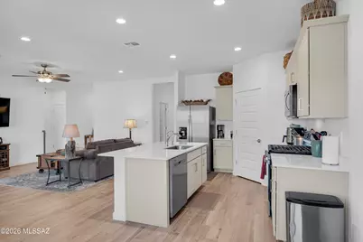 656 W Wilkinson Street, Vail, AZ 85641 - Photo 8