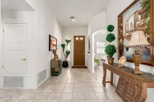 5335 N Canyon Rise Pl, Tucson, AZ 85749 - Photo 4