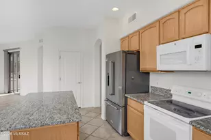 11707 N Teskow Dr, Tucson, AZ 85737 - Photo 16