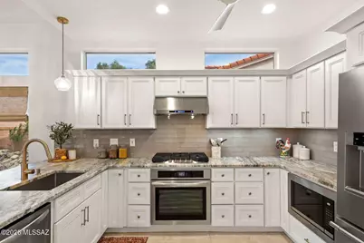 1069 E Ritz Court, Oro Valley, AZ 85755 - Photo 8