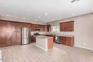 8445 E Ramona Madera Ln, Tucson, AZ 85747 - Photo 2