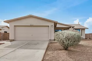 9910 E Gray Hawk Dr, Tucson, AZ 85730 - Photo 2