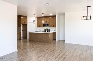 12603 N Carbine Rd, Marana, AZ 85653 - Photo 8