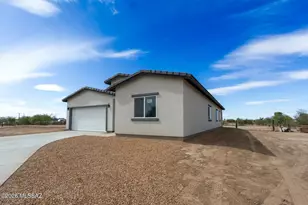 12603 N Carbine Rd, Marana, AZ 85653 - Photo 2