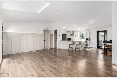 11103 W Panther Peak Drive, Tucson, AZ 85743 - Photo 8