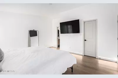 11103 W Panther Peak Drive, Tucson, AZ 85743 - Photo 16