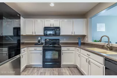 5996 S Sweet Birch Lane, Tucson, AZ 85747 - Photo 4