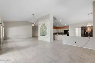 1612 N Rush Creek Ct, Green Valley, AZ 85614 - Photo 14