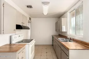 4126 E Valentine St, Tucson, AZ 85711 - Photo 10