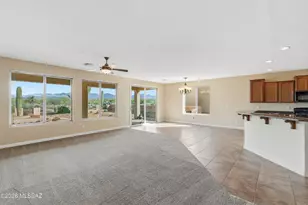 600 N Alexis Loop, Green Valley, AZ 85614 - Photo 8