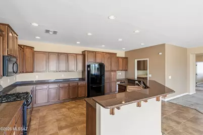 600 N Alexis Loop, Green Valley, AZ 85614 - Photo 16