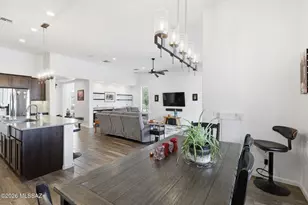 2475 E Rolling Meadow Ln, Green Valley, AZ 85614 - Photo 8