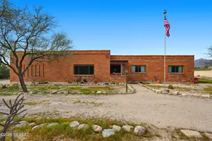 3121 N Conestoga Ave, Tucson, AZ 85749 - Photo 2