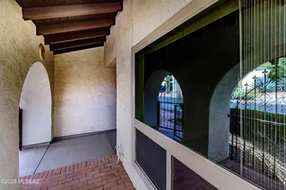 5922 N Placita Del Conde, Tucson, AZ 85718 - Photo 2