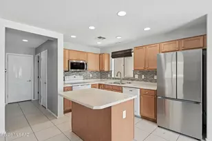 21524 E Independence Way, Red Rock, AZ 85145 - Photo 6