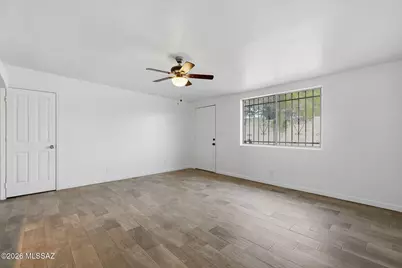 1633 S Camino Del Sierra, Tucson, AZ 85713 - Photo 10
