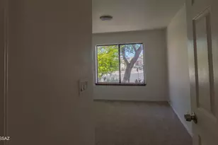 310 E Highcourte Ln, Tucson, AZ 85737 - Photo 16
