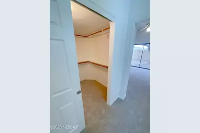 310 E Highcourte Lane, Tucson, AZ 85737 - Photo 10