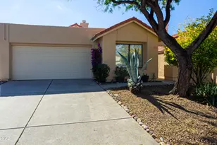 310 E Highcourte Ln, Tucson, AZ 85737 - Photo 2