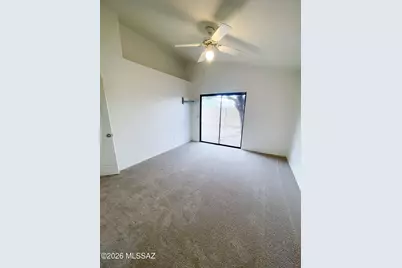 310 E Highcourte Lane, Tucson, AZ 85737 - Photo 8