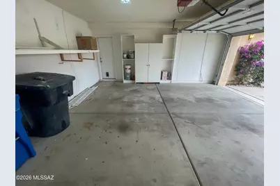 310 E Highcourte Lane, Tucson, AZ 85737 - Photo 16