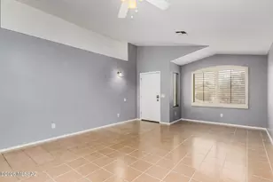 8509 E Sarnoff Ridge Loop, Tucson, AZ 85710 - Photo 4