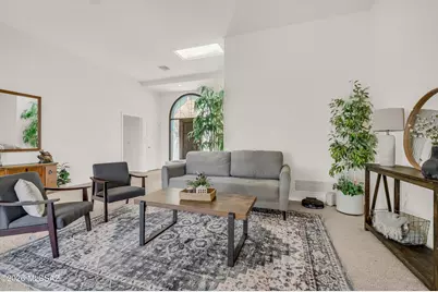 1421 N Abrego Drive, Green Valley, AZ 85614 - Photo 10