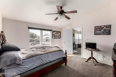2854 E Cottonwood Club Lane, Tucson, AZ 85706 - Photo 18