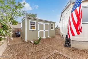 2854 E Cottonwood Club Ln, Tucson, AZ 85706 - Photo 38