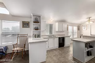 2854 E Cottonwood Club Ln, Tucson, AZ 85706 - Photo 12