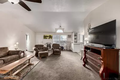 2854 E Cottonwood Club Lane, Tucson, AZ 85706 - Photo 8